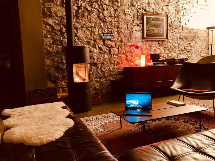 Gerestaureerde Hoeve Met Zicht دربي المظهر الخارجي الصورة