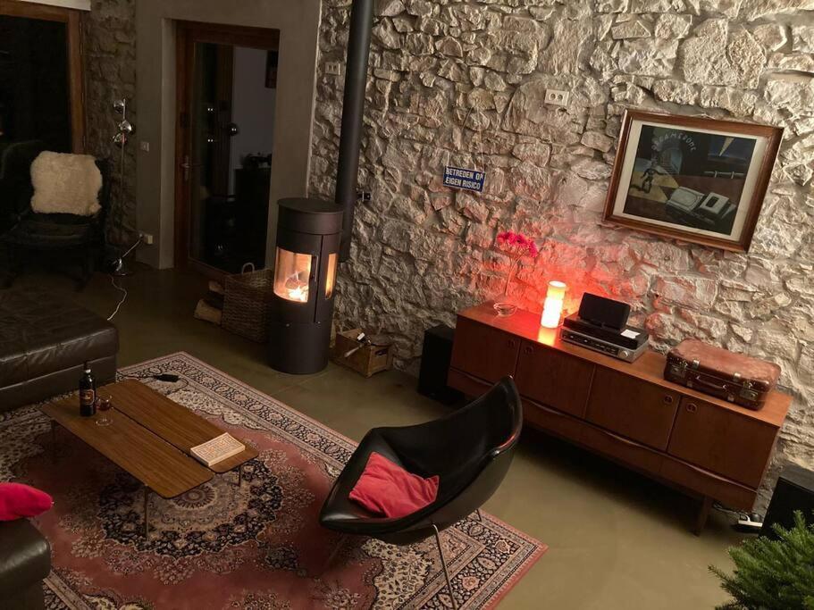 Gerestaureerde Hoeve Met Zicht دربي المظهر الخارجي الصورة